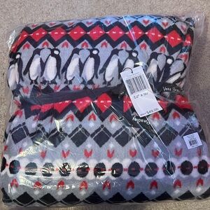 Vera Bradley Throw Blanket - Penguins Intarsia